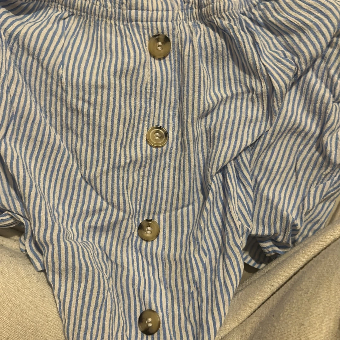 Randig blus från Divided - 92