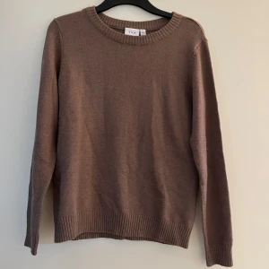 Stickad tröja, VILA - Mysig stickad tröja från VILA.