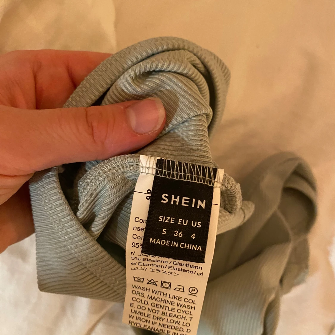 Grön oneshoulder topp från Shein - 1