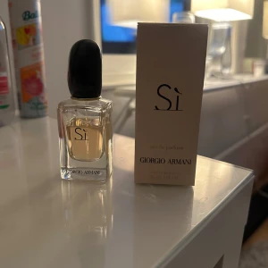 Si parfym 30 ml - Säljer denna 70% fyllda parfym, kommer ej till användning