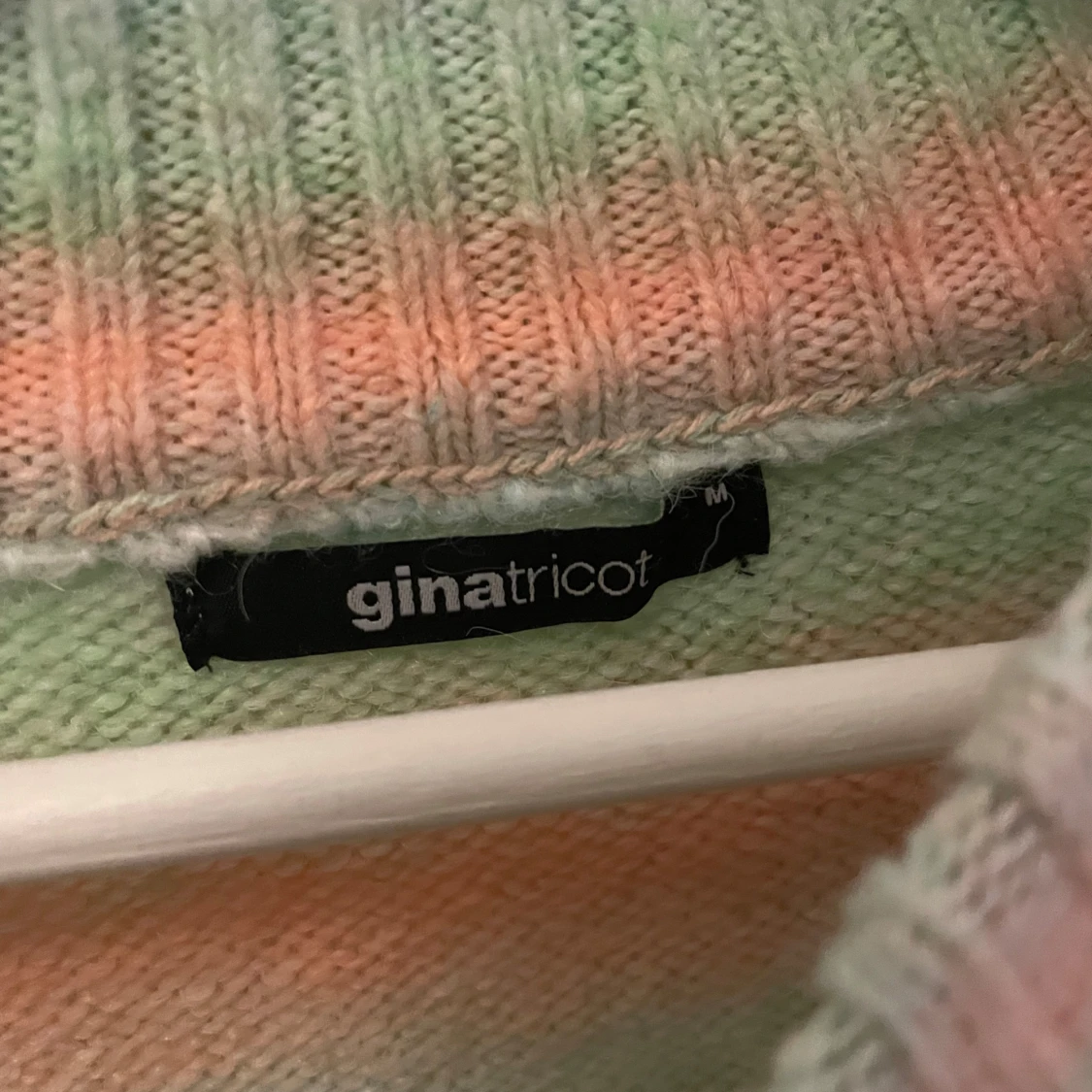 Randig stickad tröja från Gina Tricot - 2