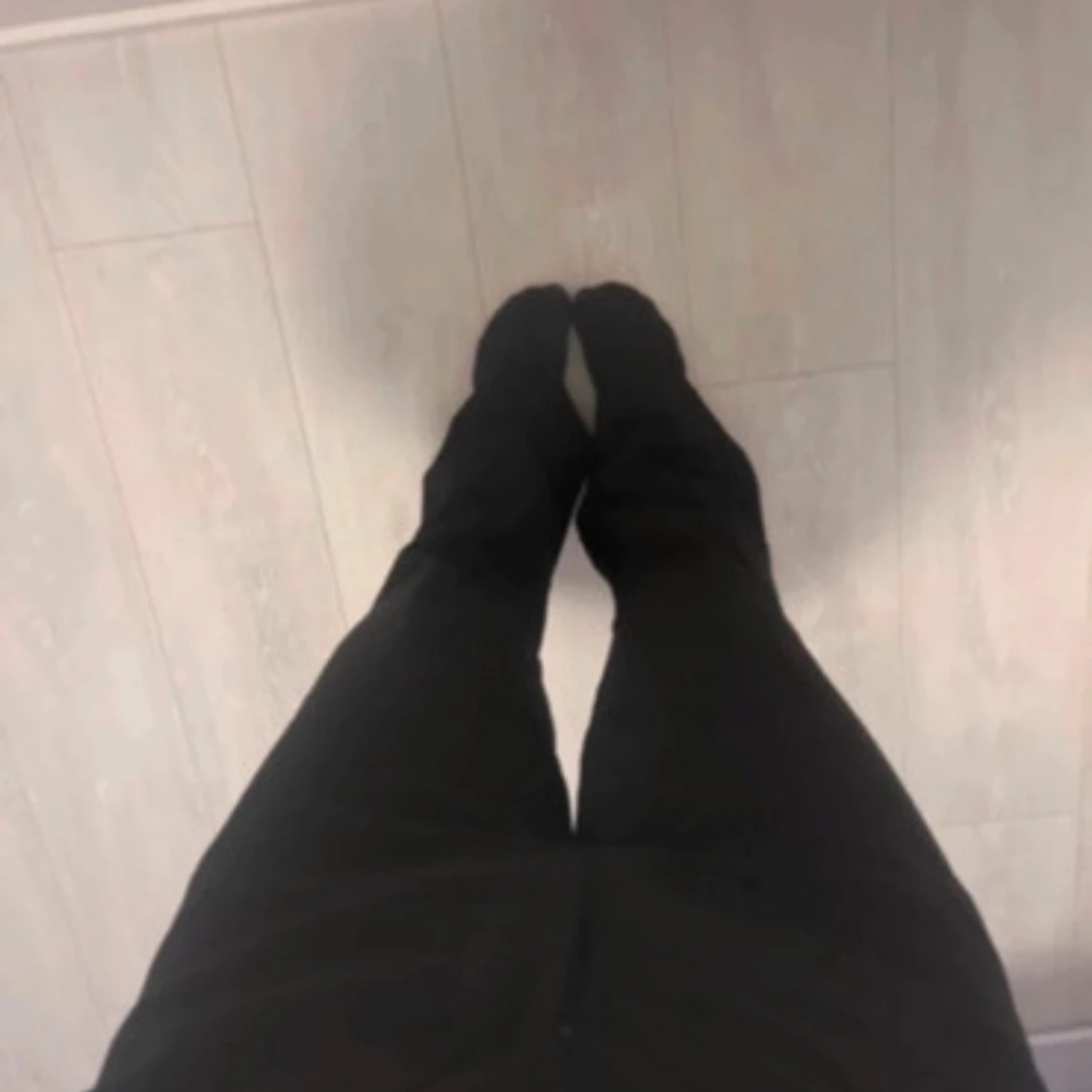 Svarta kostymbyxor. - 1