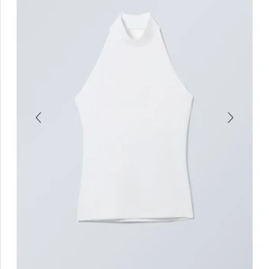 Vit  polotopp - Säljer denna topp i vitt men samma modell som den svarta, strl S endast testat💕💕