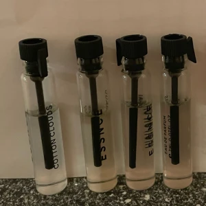 Essnce parfymer  - 7st tester från essnce kostar 45 kr från butik, jag säljer alla 7 för 50kr Cotton clouds Chocolate chaud Sassy classy  Hotter mimosa  Cozy godess   Summer breeze  High on chai