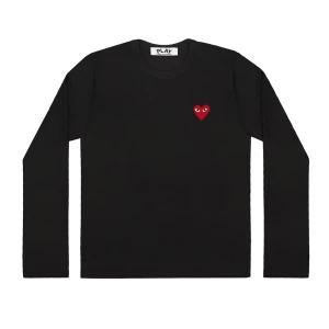 Svart långärmad tröja från Comme des Garçons - Säljer en svart långärmad tröja från Comme des Garçons❤️ Tröjan är i storlek L men passar S/liten M.