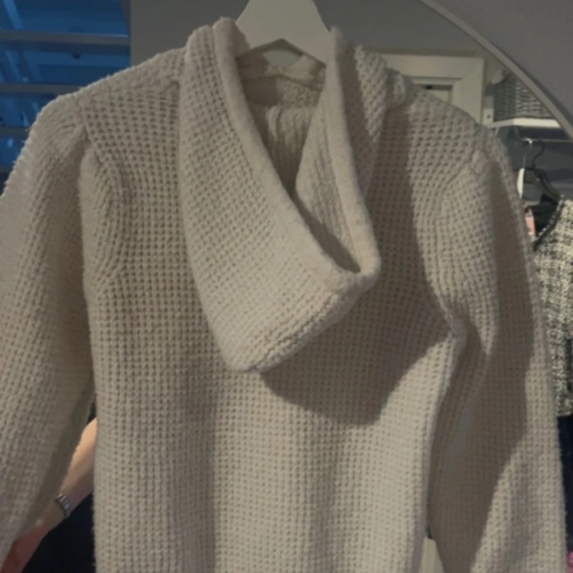 Vit stickad hoodie från Primark - 1