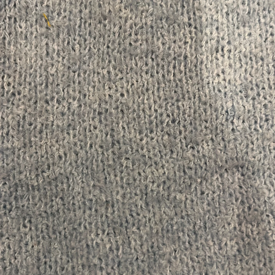 Grå stickad tröja från 157 - 3