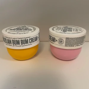 Sol de Janeiro, bum bum cream&beija flor elasti cream - Säljer mina bum bum creams för använder inte dem längre, den rosa är nästan helt oanvänd och den gula har lite mer än hälften kvar, pris kan diskuteras!💓💓