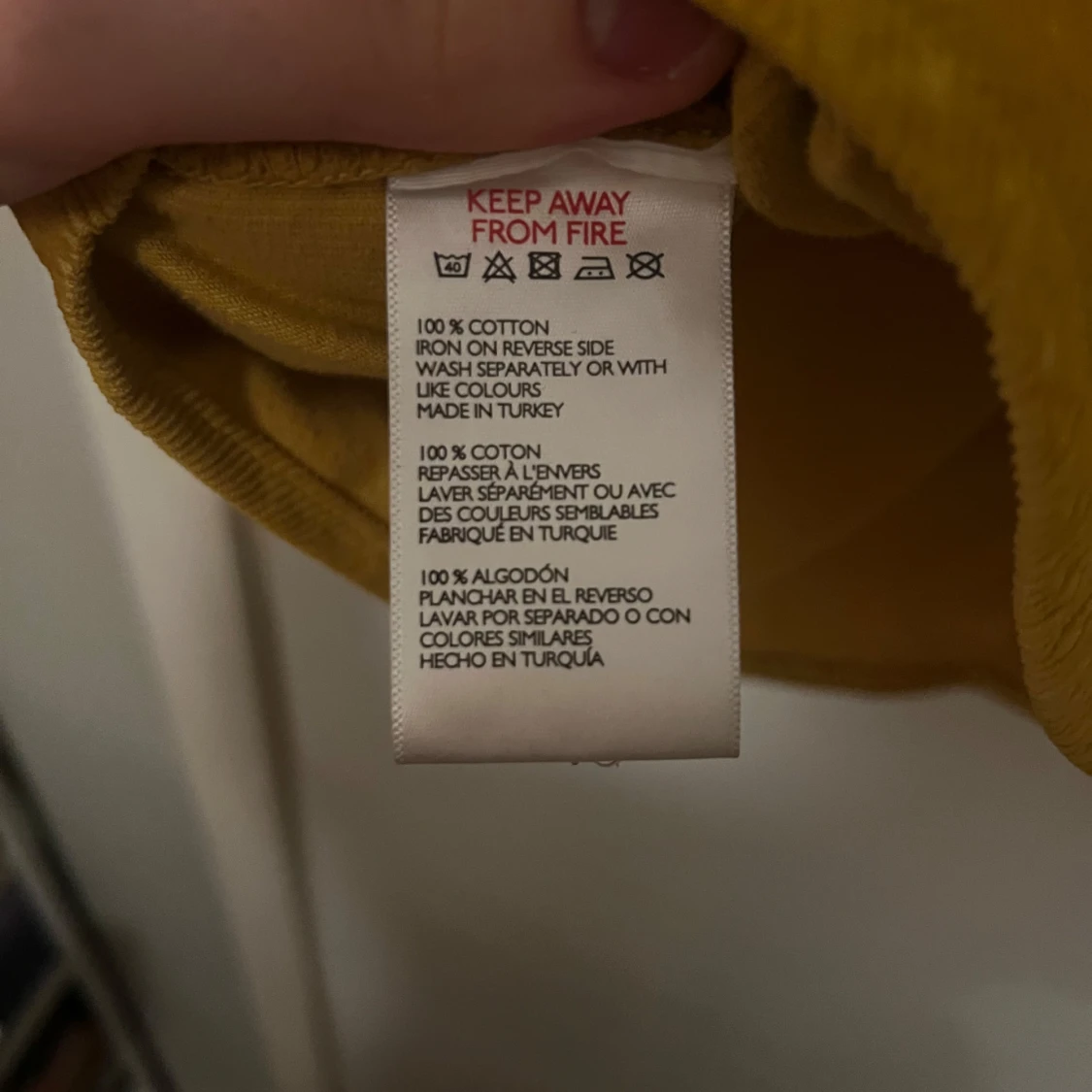 Senapsgul skjorta från BDG - 3