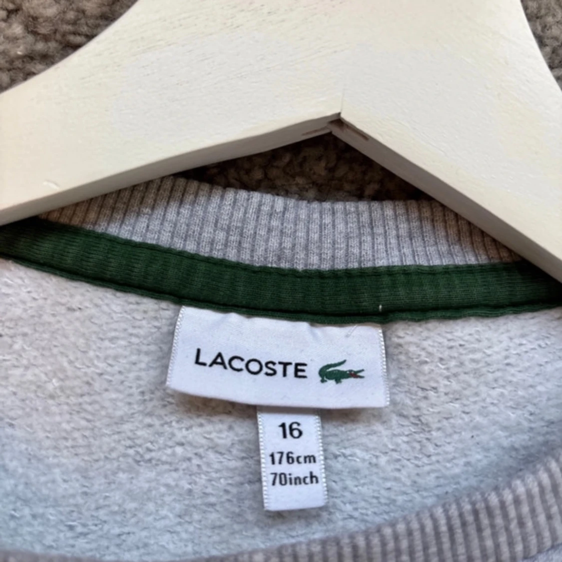 Grå sweatshirt från Lacoste - 1