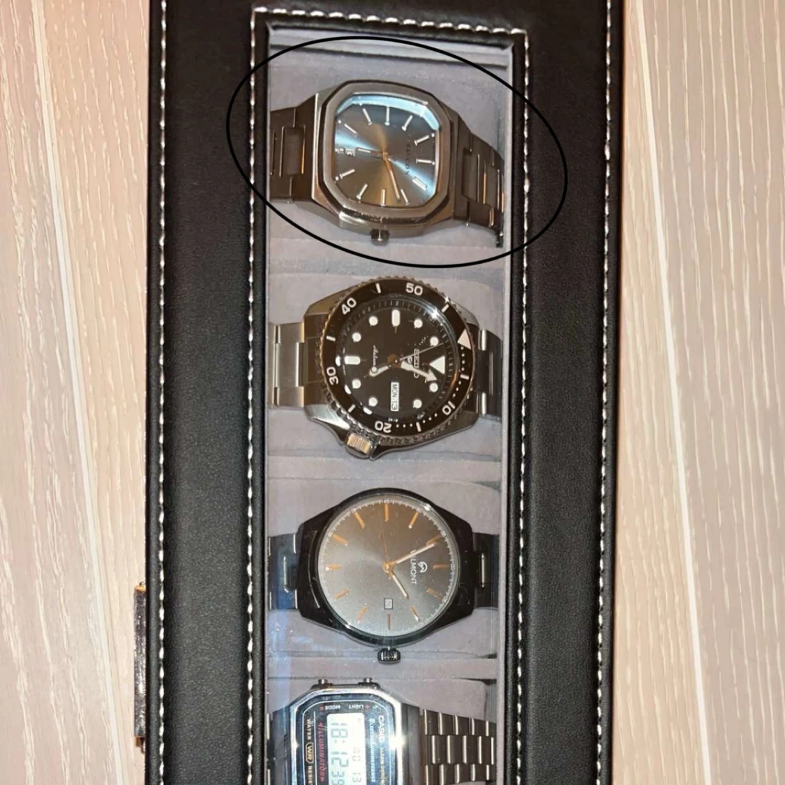 Silverfärgad klocka från Faucon - 4