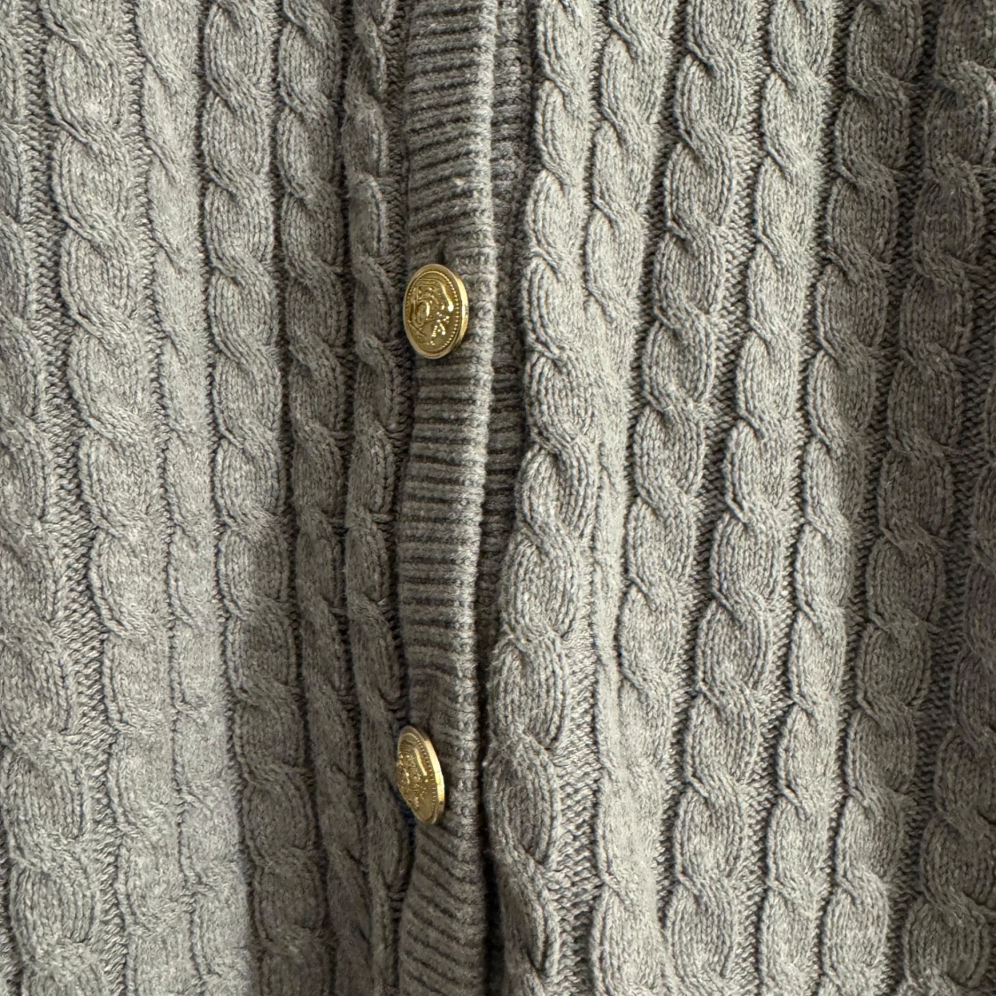 Grå stickad kofta från H&M - 2