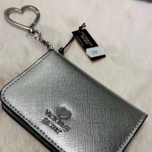 Victoria secret  - Victoria secret card holder