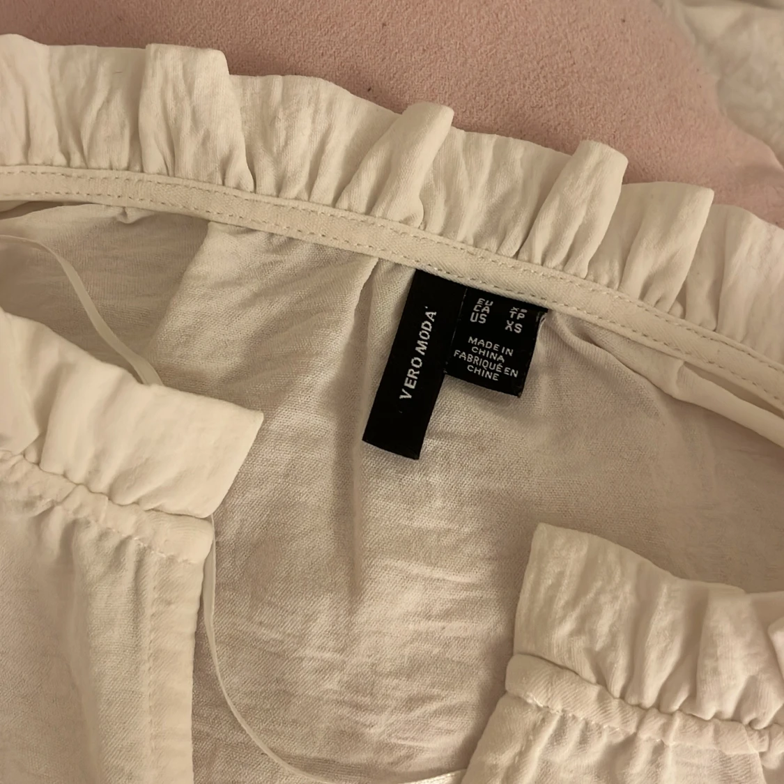 Vit blus från Vero Moda! - 3