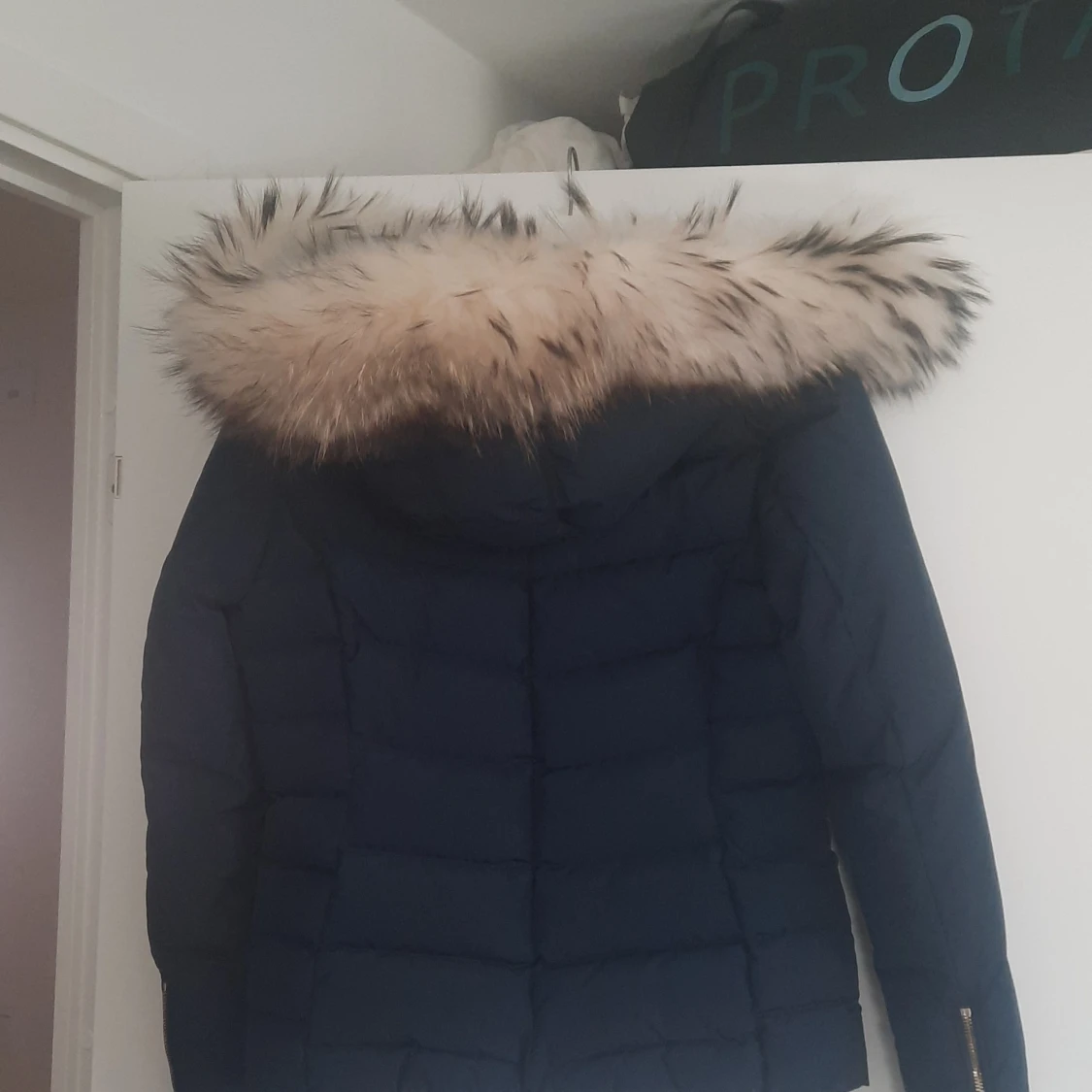 Blå dunjacka från Rockandblue - 2