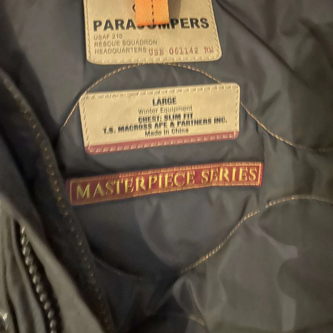 Svart vinterjacka från Parajumpers - 1