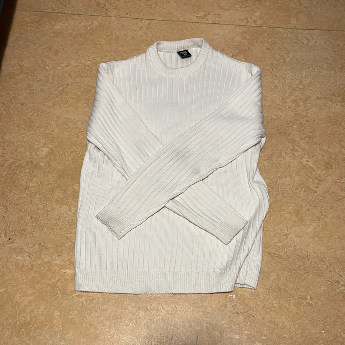 Vit ribbad tröja - 1