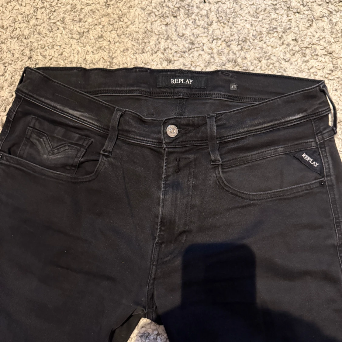 Svarta jeans från Replay modell anbass - 2