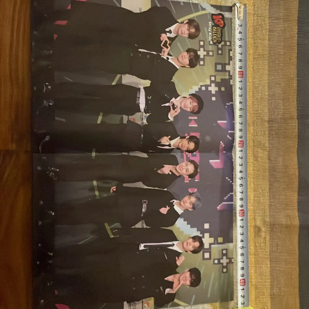 43cm x 28cm straykids affisch från Kamratposten nyskick. Muu.