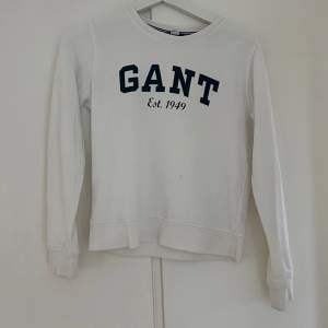 Sweatshirt från GANT i st 146/152