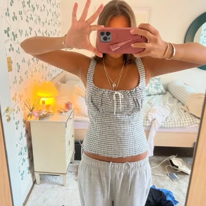 Reformation top - Cute 