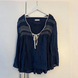 Blus ifrån Odd Molly - Super söt blus ifrån Odd Molly😍😍  Storlek: M