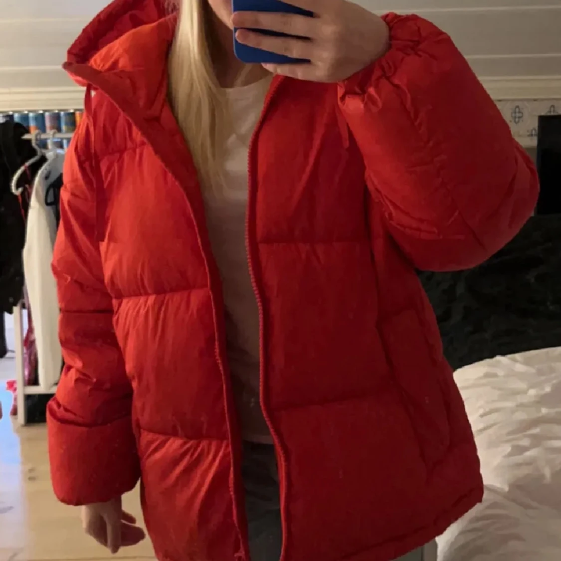 Röd vinterjacka 