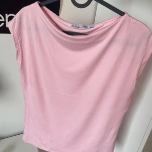 Cute top - Jättesöt till fest eller vardag! mjukt material 💖💖