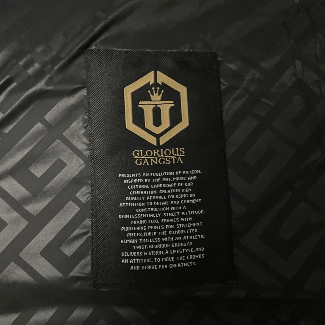 Svart dunväst från Glorious Gangsta - 92
