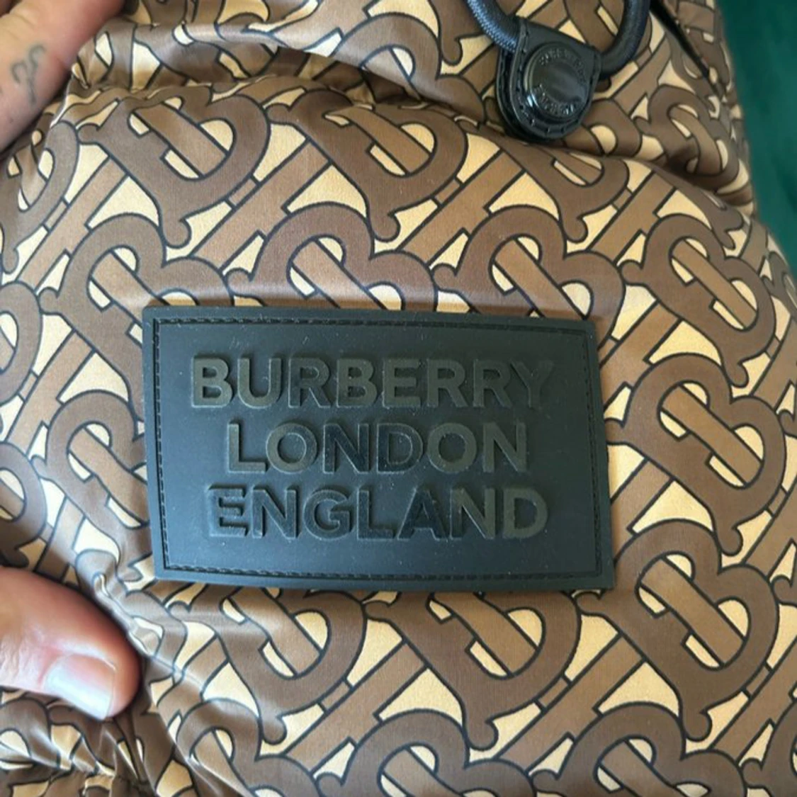 Burberyy jacka  - 92