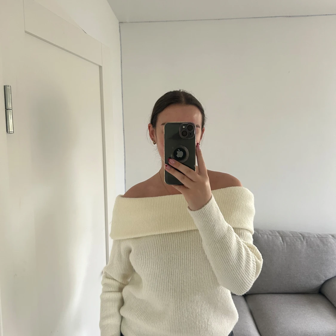 Over the shoulder stickad tröja - 90