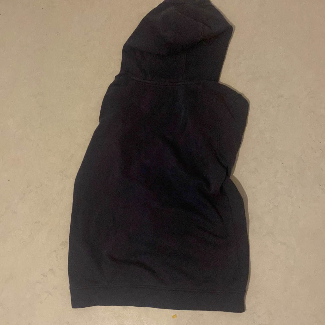 Mörk blå lyle & scott tröja - 91