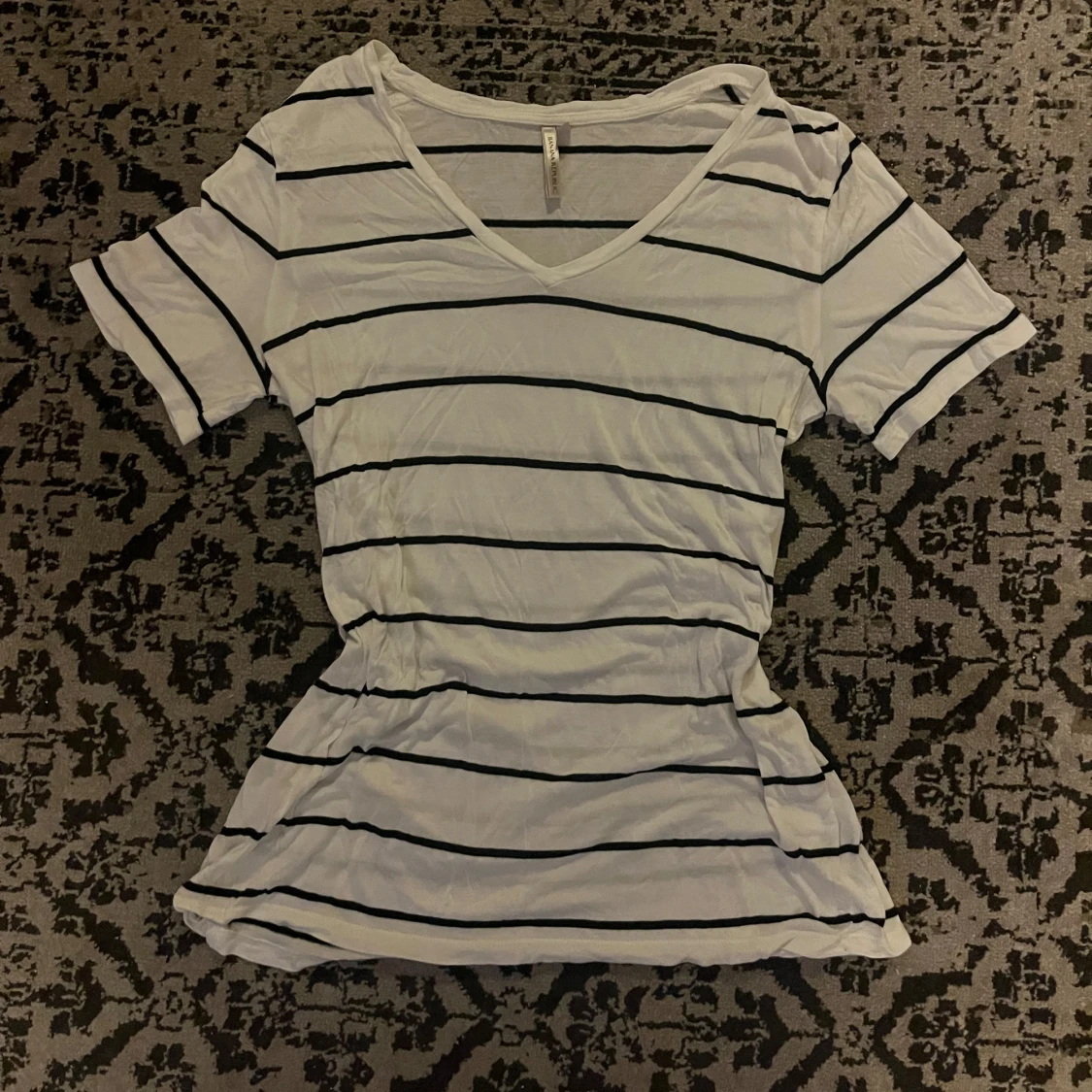 Vit och svart randig topp från Banana Republic