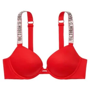 Victoria secret bh - Säljer då den inte passar längre helt okej skick och några diamanter har släppt! Har klippt av lappen men storleken är 70C❤️
