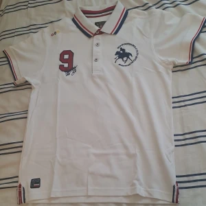 Piké - Helt ny, oanvänd.