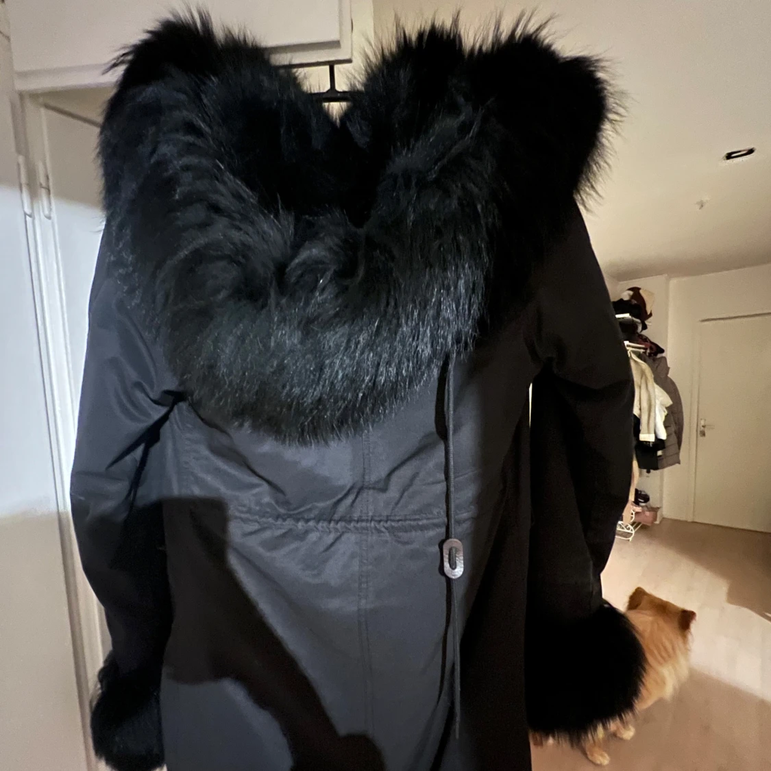 Svart päls jacka  - 90