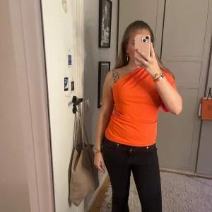 Oandvänd zara tröja - Helt oandvänd zara tröja men prislappen kvar❤️ storlek m