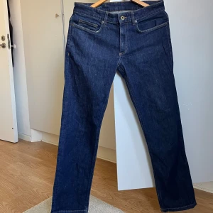 Jeans byxor  - Bra skick, aldrig använts 