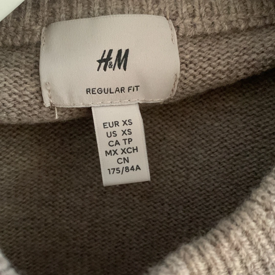 Beige stickad tröja från H&M - 91