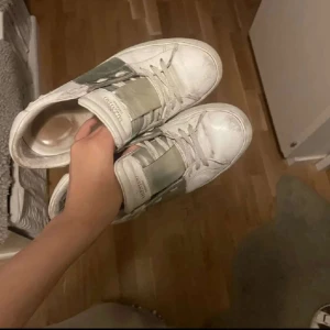 Valentino skor - Säljer åt en kompis, bra skick