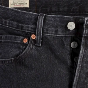 Levi’s 501 - Herr Levi’s 501, W26 L30. I grå-svart. Använda en gång, köptes för 1099kr