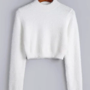 Vit mjuk tröja  - Perfekt för hösten. Väldigt skön och fin. Passar nästan allt. 