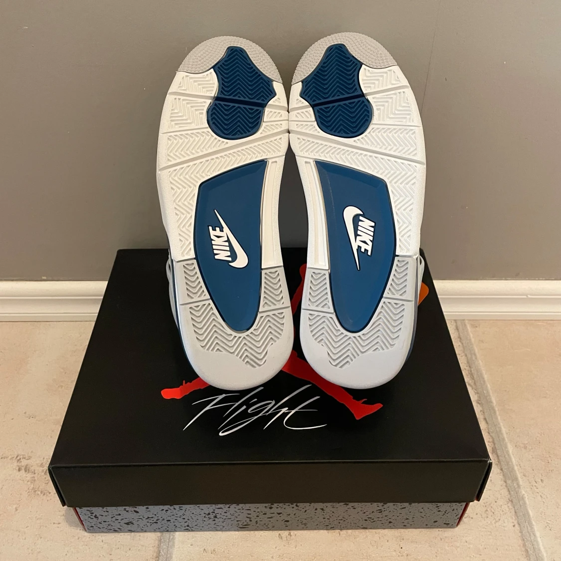 Jordan 4 military blue  - 91