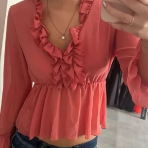 Blus - Sååå söt blus, helt ny☺️💕