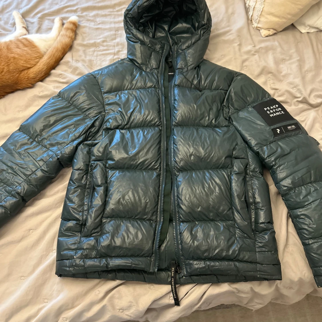 Grön pufferjacka från Peak Performance