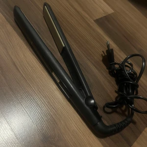 Remington Plattång - Plattång köpt från Netonnet Använd och funkar fel fritt. 