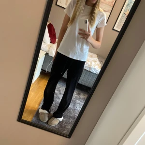 Mjukisbyxor från Gina Tricot  - Jätte mjuka och sköna😍