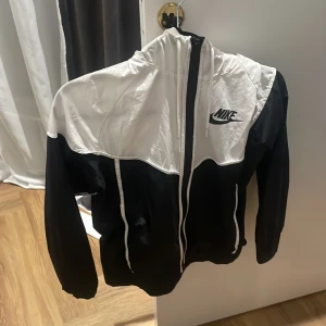 Nike jacka  - Jätte fin Nike jacka storlek S