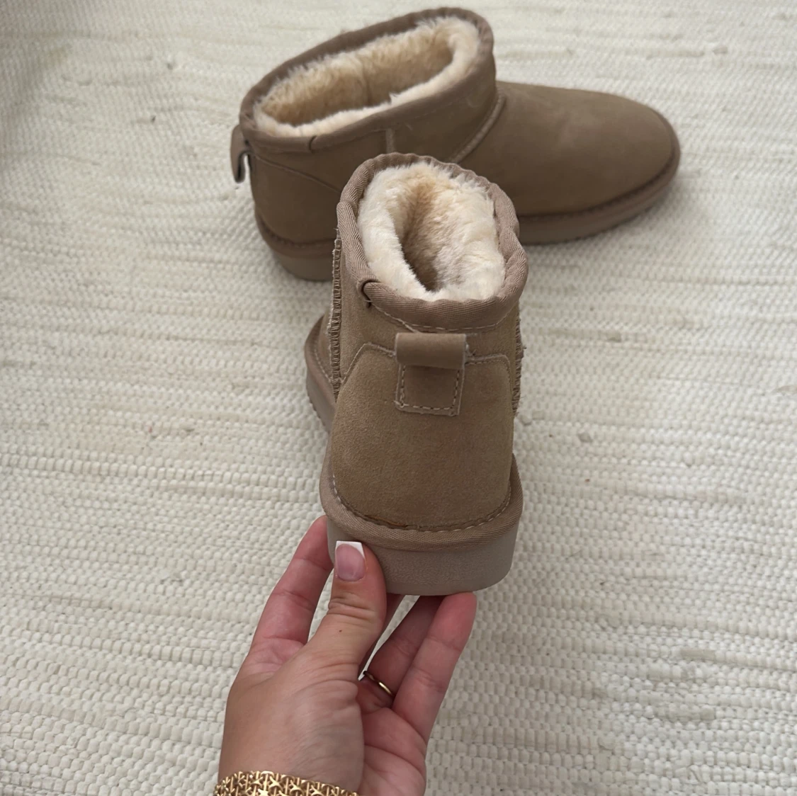 Beige kängor med foder - 91