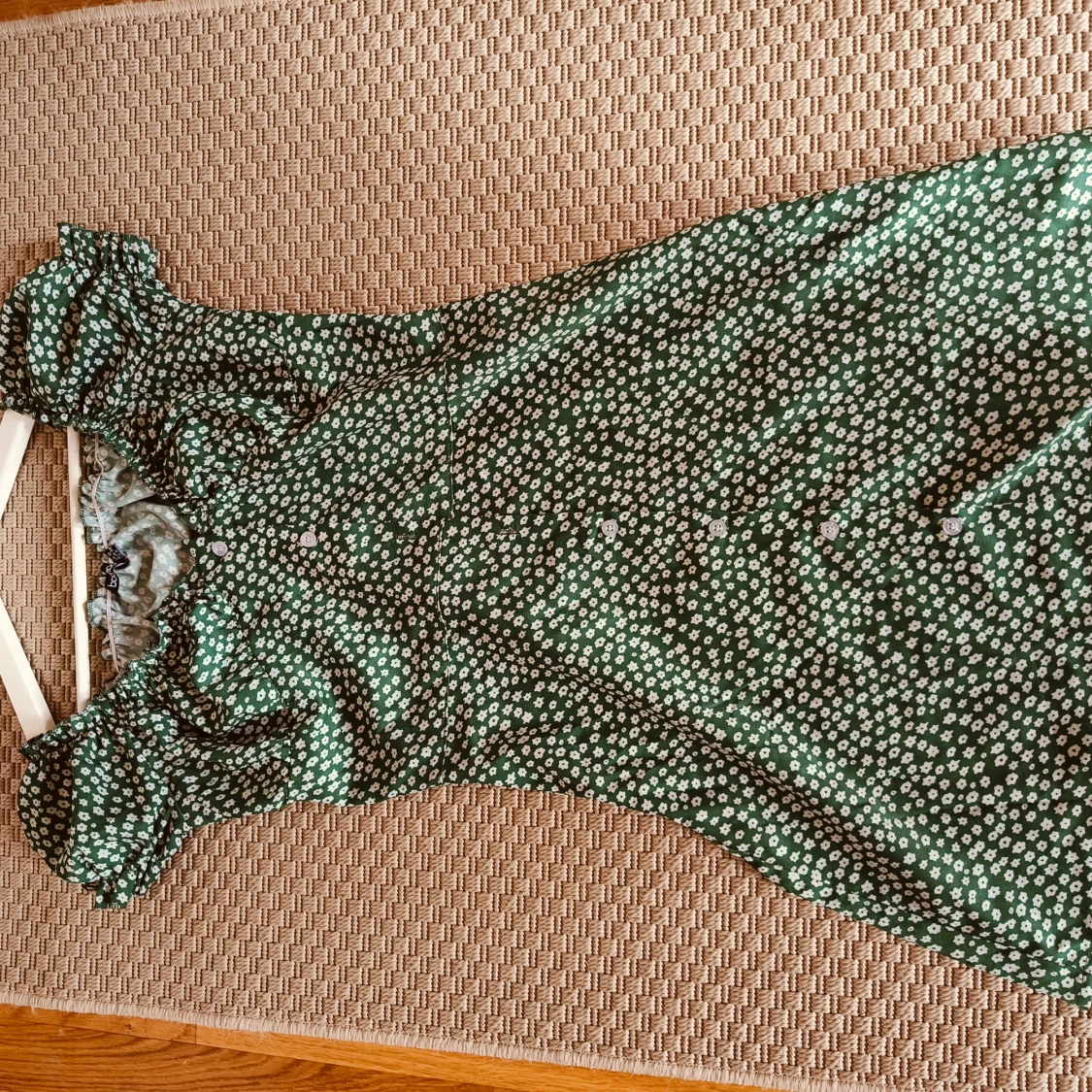 Grön Bohoo klänning 36 - 90